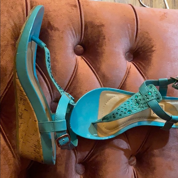 Sandals - Picture 1 of 6